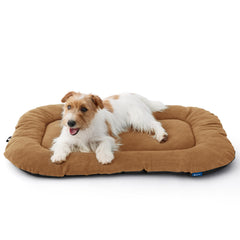 Bedsure cojin jaula perro antideslizante mantiene estable la cama en jaula.