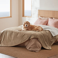 Bedsure manta impermeable para cama con sherpa camel, protección duradera