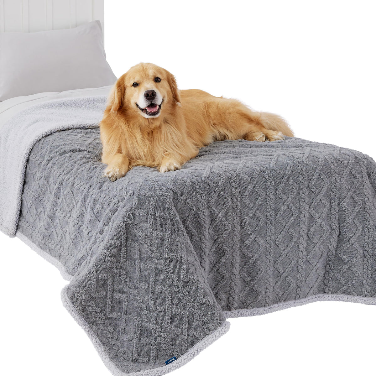 Bedsure manta impermeable para perro grande protege muebles y mantiene seco al peludo compañero.