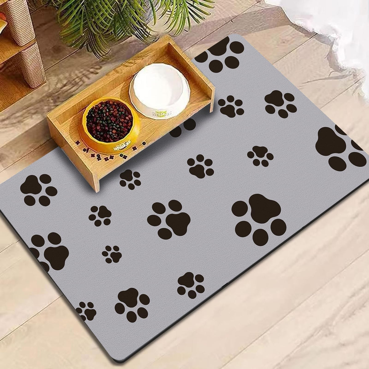 Blkjsgly alfombrilla para comida con huellas, absorbe rápido y mantiene la superficie limpia.