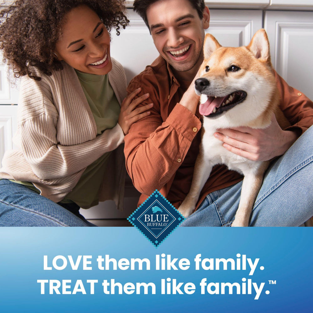 Blue Buffalo Dental Chews sin maíz, trigo ni soja para una dieta más simple.