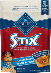 Blue Buffalo Stix: caja del producto, snack práctico para masticar durante el día.