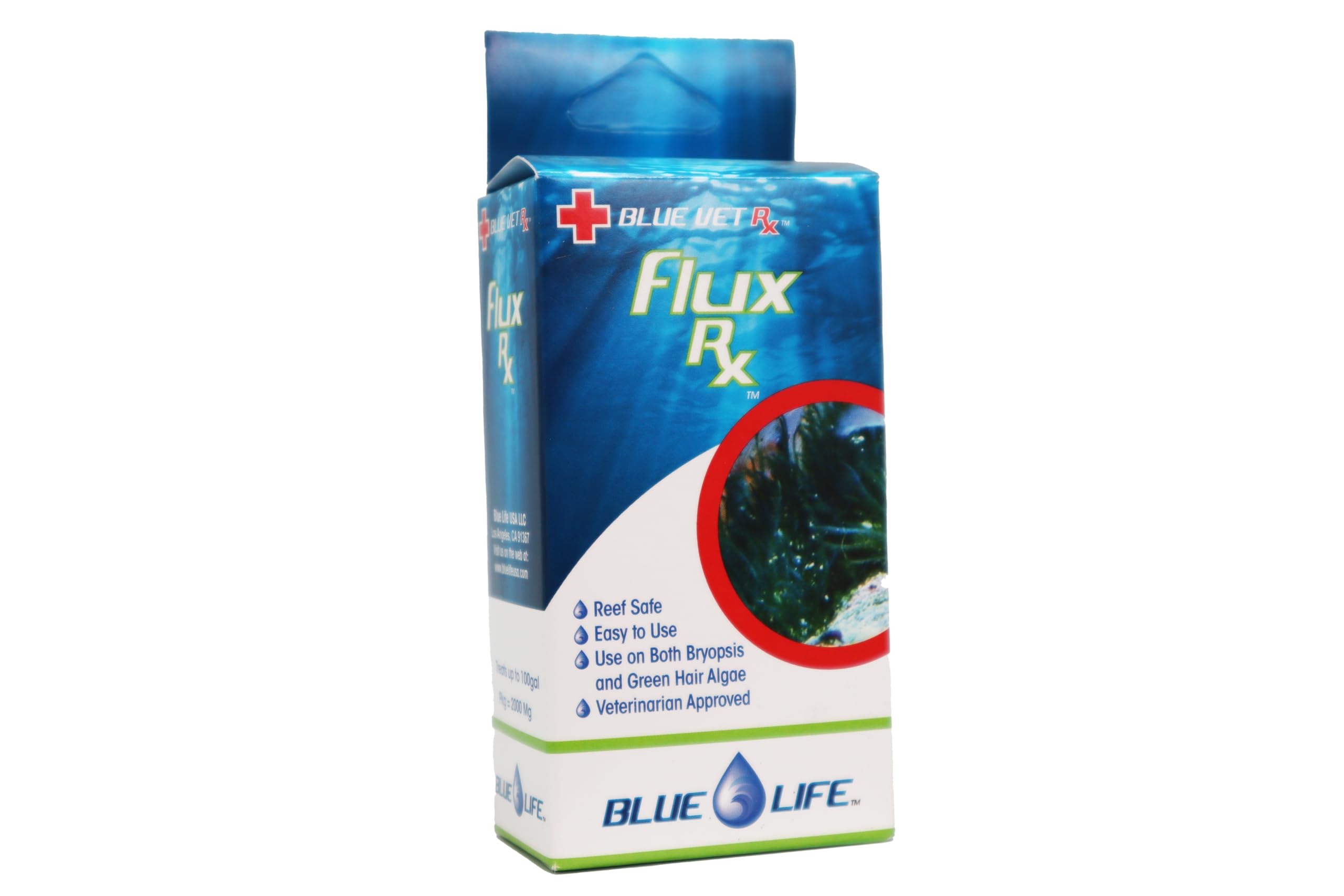 Blue Life Flux Rx, vertiendo la botella en el acuario para tratamiento de algas