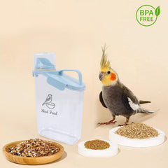 Brabtod medidor integrado, facilita porciones precisas para alimentar aves.