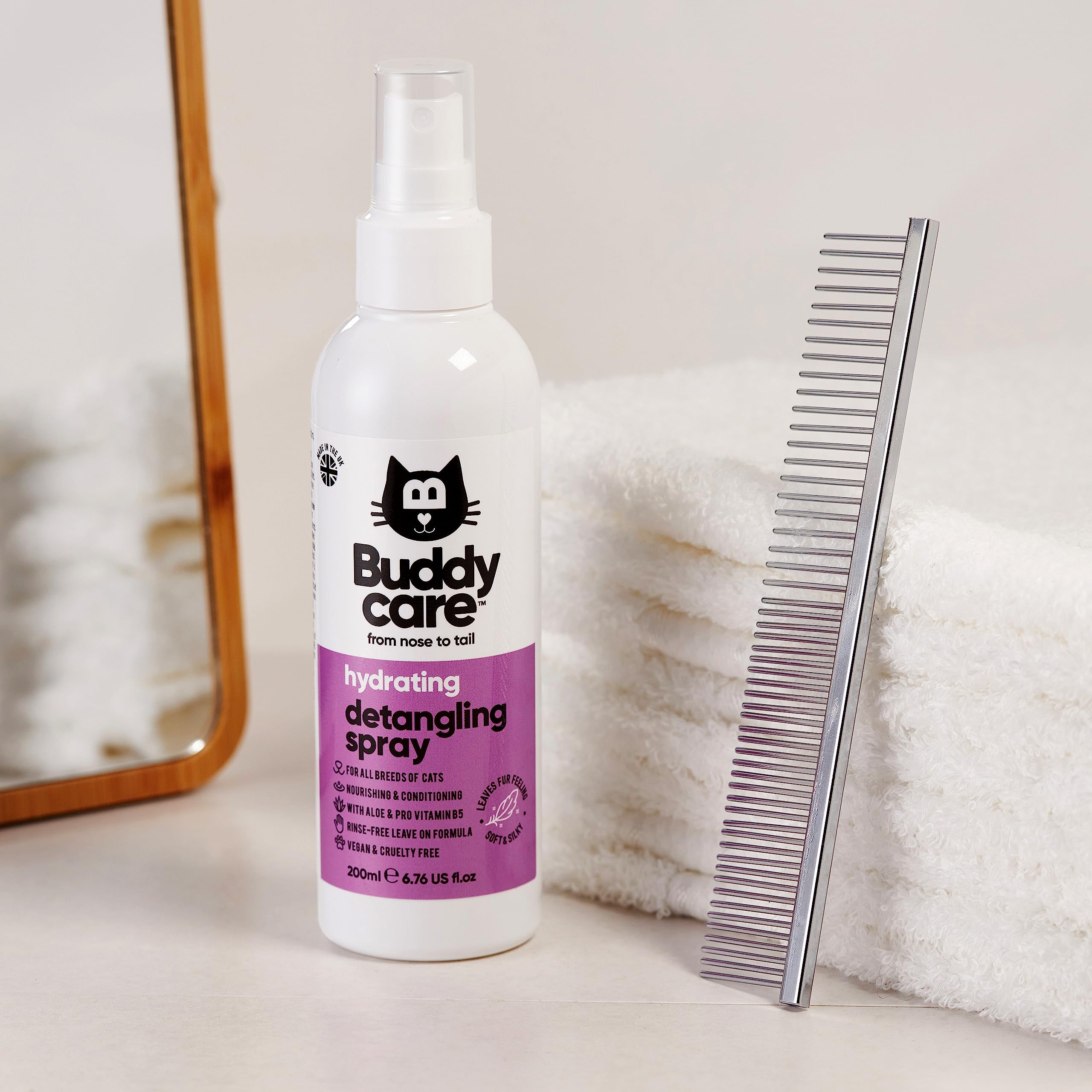 Buddycare Desenredado Spray: aplicador-facil que distribuye el producto de forma uniforme.