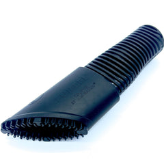 Cubierta de silicona Buff Brite Fur-Eel Pro para recoger pelo con facilidad.
