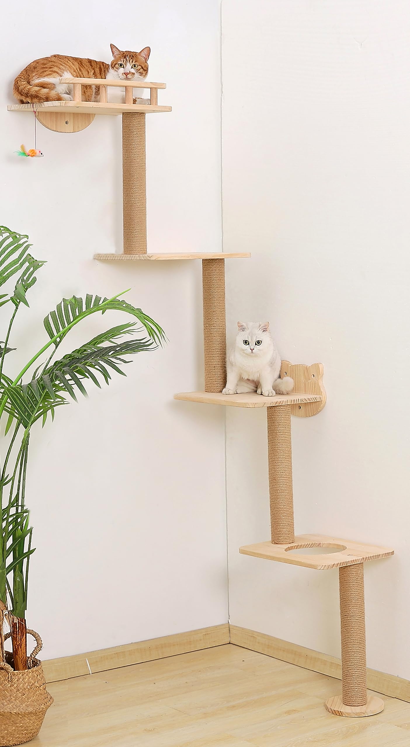 Caloreduce arbol-gato-mural-4-niveles: espacio vertical para trepar y descansar.