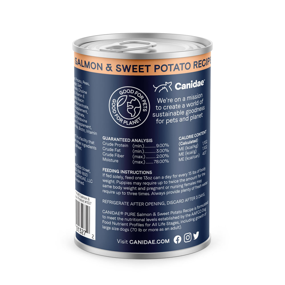 Comida húmeda natural con salmón real y patata dulce para perros.