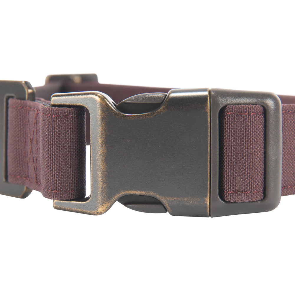 Hebilla mitad metal-plástico de Carhartt, resistente y fácil de usar.