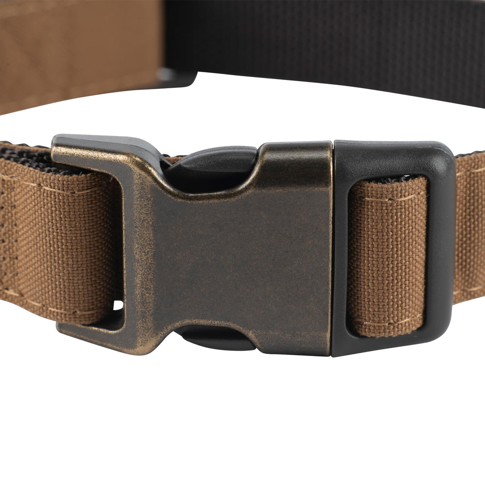 collar Carhartt con reflectante para mejor visibilidad nocturna