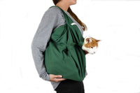 Transportín verde extra grande Cat-in-the-bag, ideal para gatos grandes durante viajes.