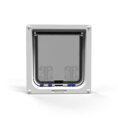 Cat Mate Puerta Gato con acceso para gatos grandes y perros pequeños.