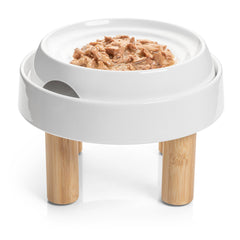 CatGuru Food Table ayuda a mantener limpio el área de comida.
