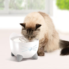 Catit PIXI flujo calmado para beber sin estrés.