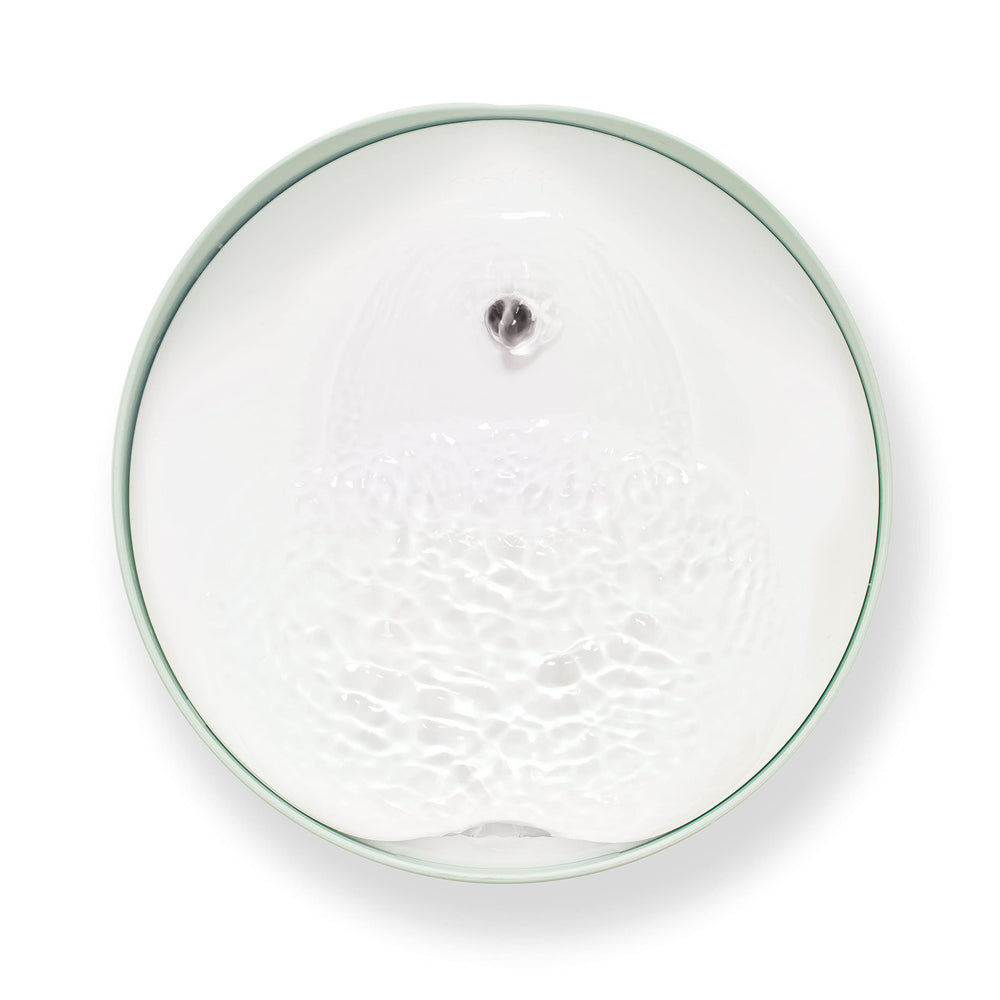 Catit PIXI con nariz iluminada indica nivel de agua para un control sencillo.