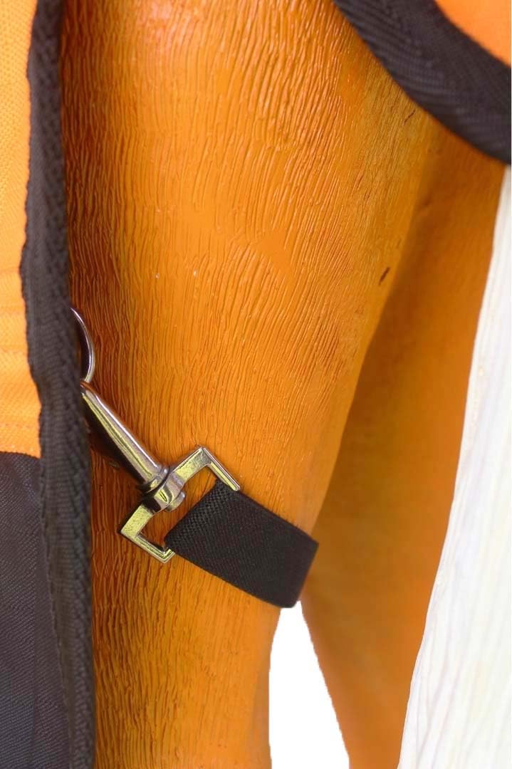 Manta CHALLENGER para potro, costuras reforzadas para uso diario en exterior.