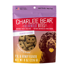 Charlee Bear Bearnola Bites en envase reutilizable de 8oz para entrenamiento y entrega fácil.