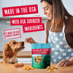 Charlee Bear Original Crunch tamaño ideal para perros de todas las edades.