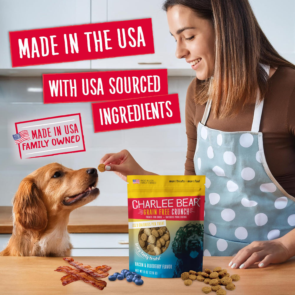 Charlee Bear sabores batata dulce y arándano, snack equilibrado para perros pequeños.