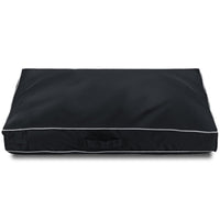 Funda impermeable negra de Chinchilla con cierre para cama de perro; protege ante derrames.