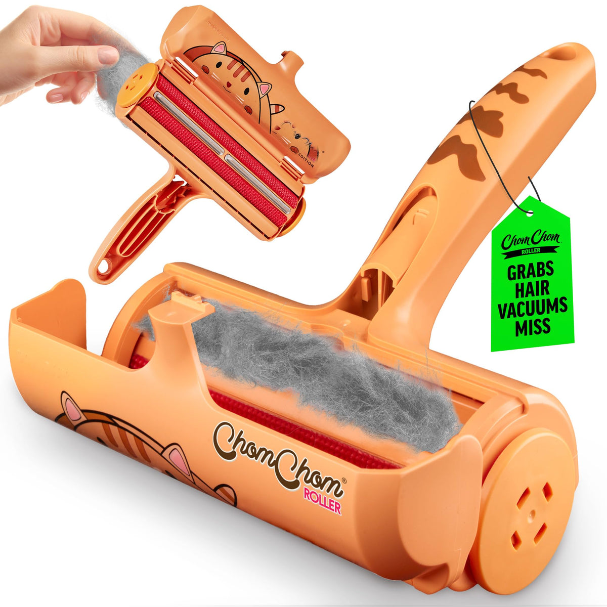 ChomChom Roller limpia pelaje de perro en sillón, limpieza rápida de muebles.