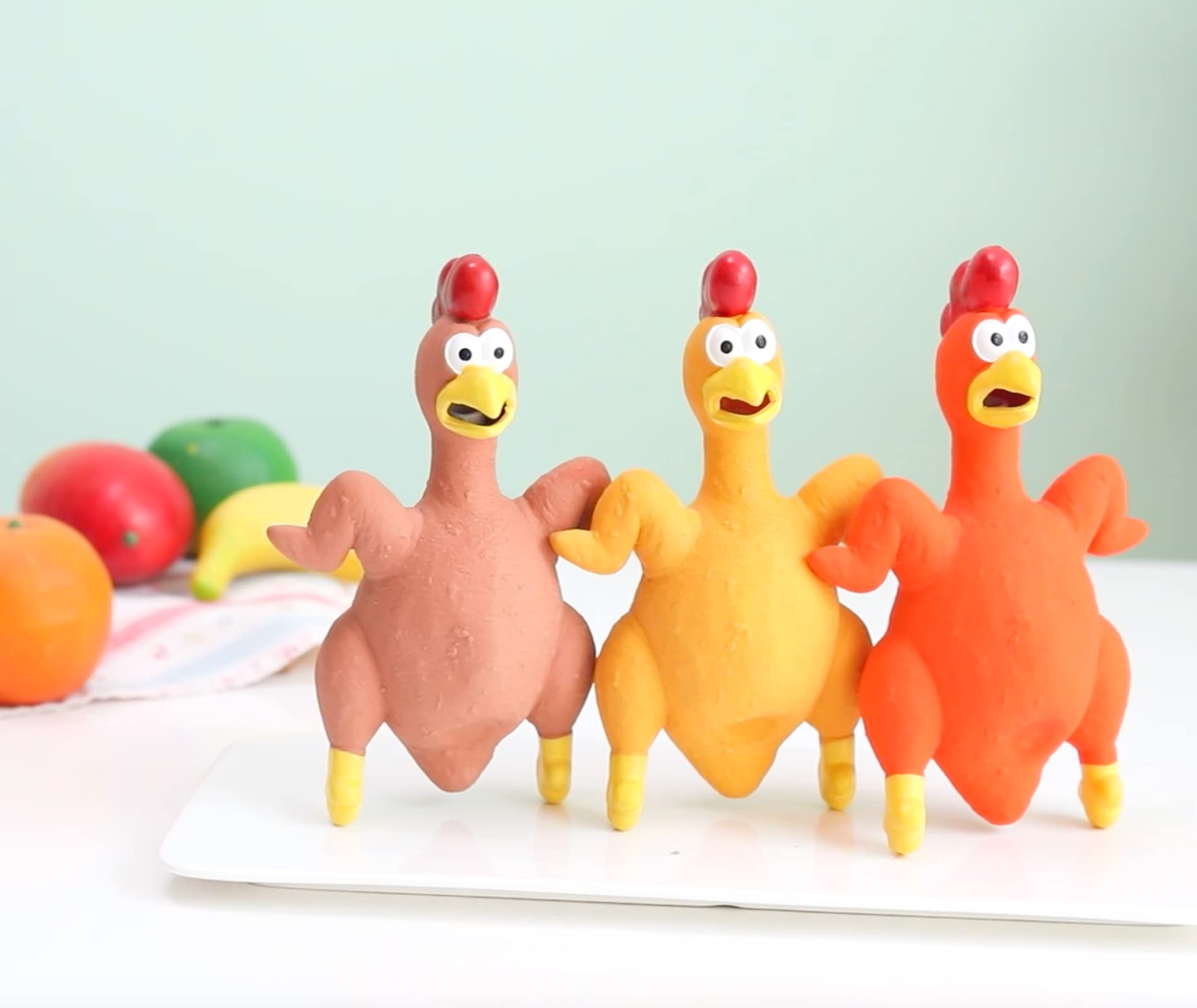 Para perros de todos los tamaños: pollo con sonajero, ideal para perros pequeños, medianos y grandes.