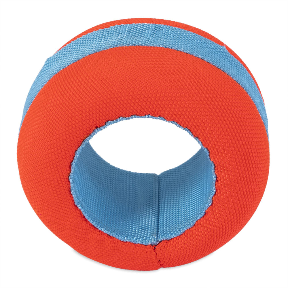 Chuckit! Amphibious Roller acabado nylon resistente para uso activo.