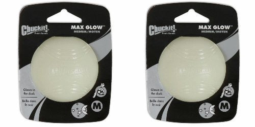 Chuckit! Max Glow Ball mediana para juego nocturno con alta visibilidad.