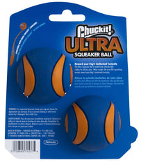 Bola flotante Chuckit! Ultra para juegos en agua.
