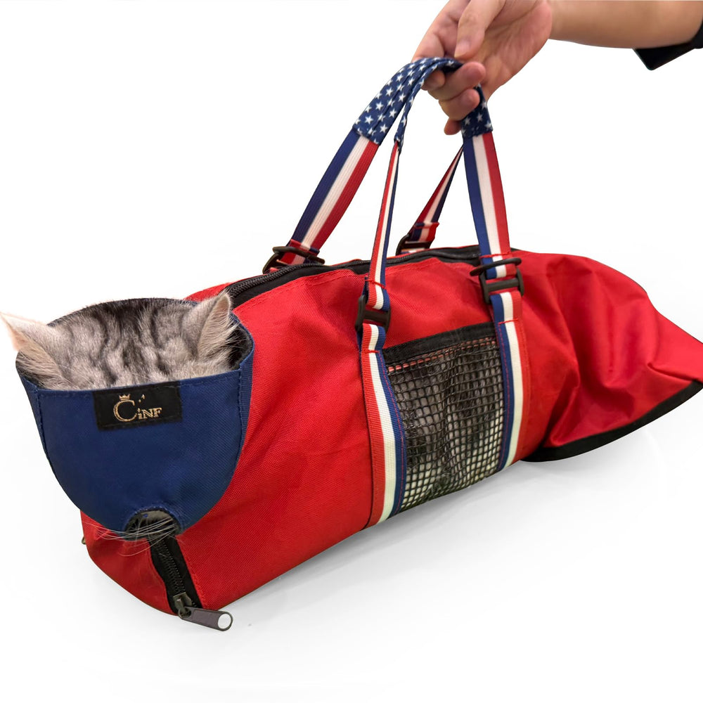 Cinf bolsa con diseño patriótico añade estilo durante el cuidado del gato.