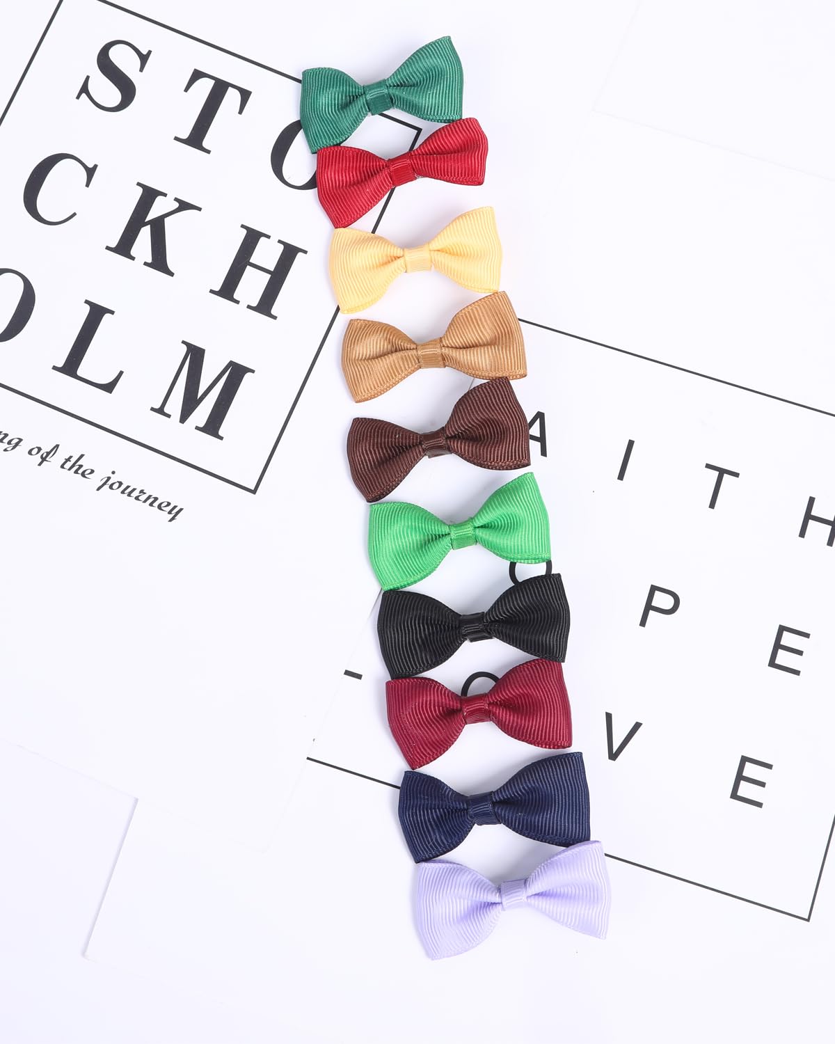 Clipband estilo ideal para perfil canino en redes, añade encanto sin esfuerzo.