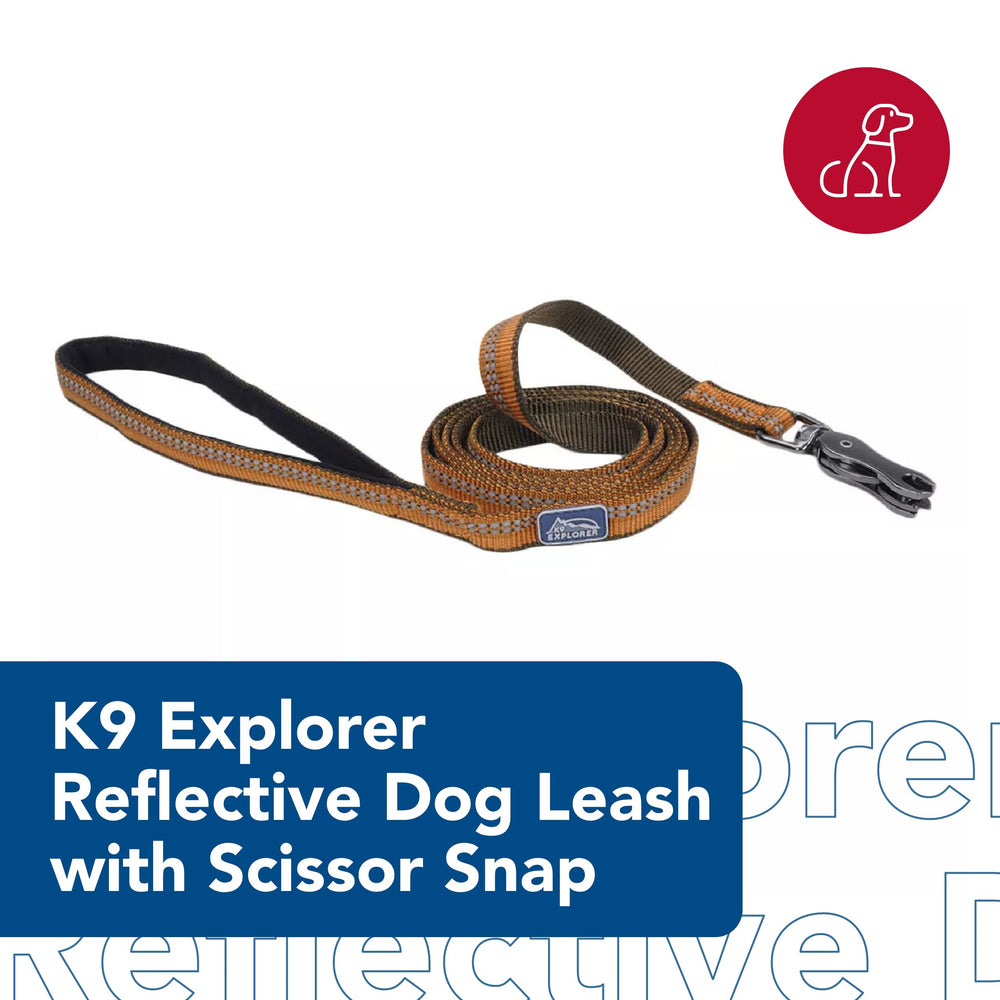 Coastal Pet K9 Explorer con mango de neopreno para agarre cómodo durante caminatas.