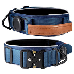 Collar Comfluxe con hebilla de metal rápida para un ajuste seguro.