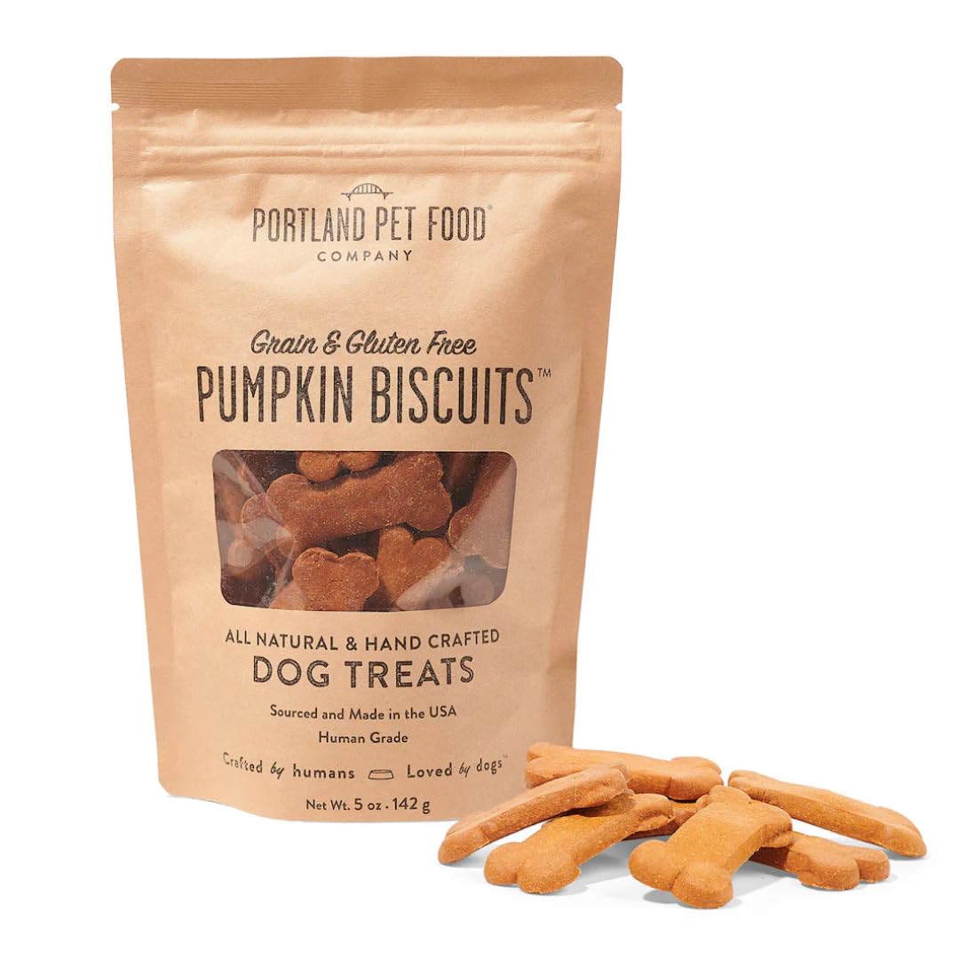 Portland Alimentos para Mascotas: galletas de calabaza frente al empaque, snack natural.