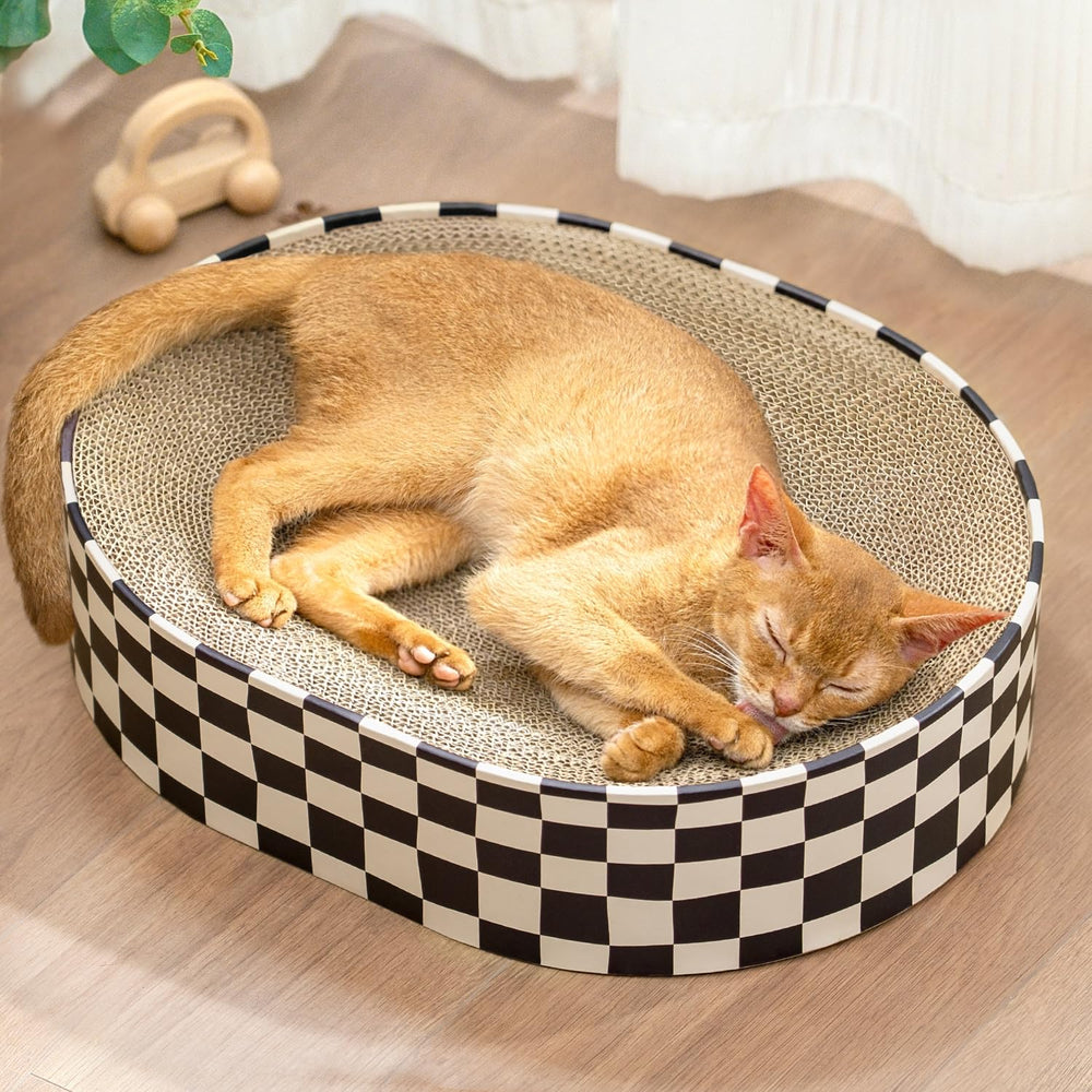 Conlun rasca-gato de cartón ovalado para juego y descanso.