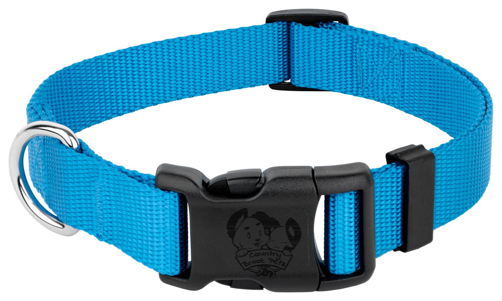 El collar Country Brook Petz mantiene un ajuste estable.