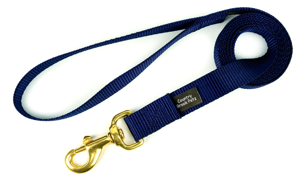 Correa de Country Brook Petz en nylon 1 pulgada, azul marino, ideal para paseos diarios.