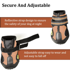 Botas CovertSafe con correas reflectivas para mejor visibilidad nocturna.