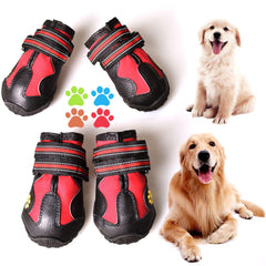 Botas CovertSafe para perro con suela antideslizante para uso en exteriores.