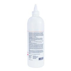 Covetrus CeraSoothe KET Antiseptic Flush se aplica en las orejas para limpieza suave.