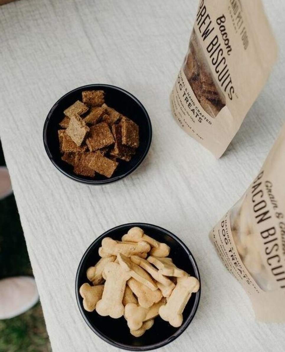 Portland Pet Food apoya refugios locales con Brew Biscuit.
