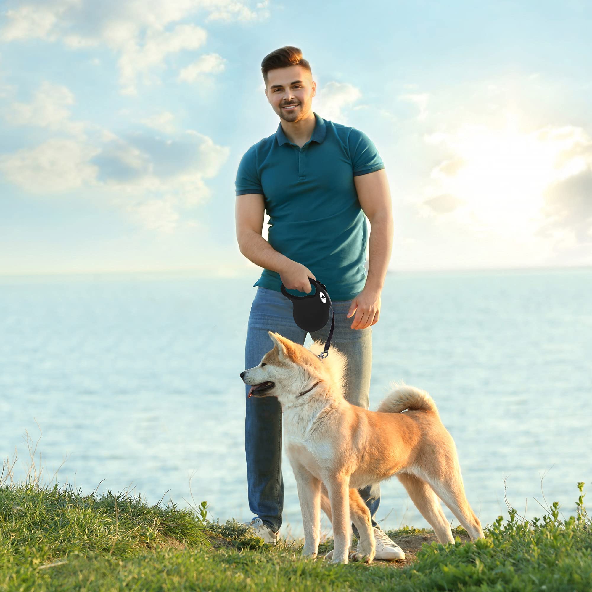 CROWN PAWS, ideal para paseos urbanos y parques, versátil para actividades diarias.