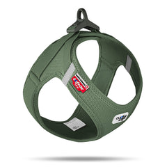 Curli Vest Harness Clasp Moss, vista frontal, ajuste cómodo para paseos diarios.