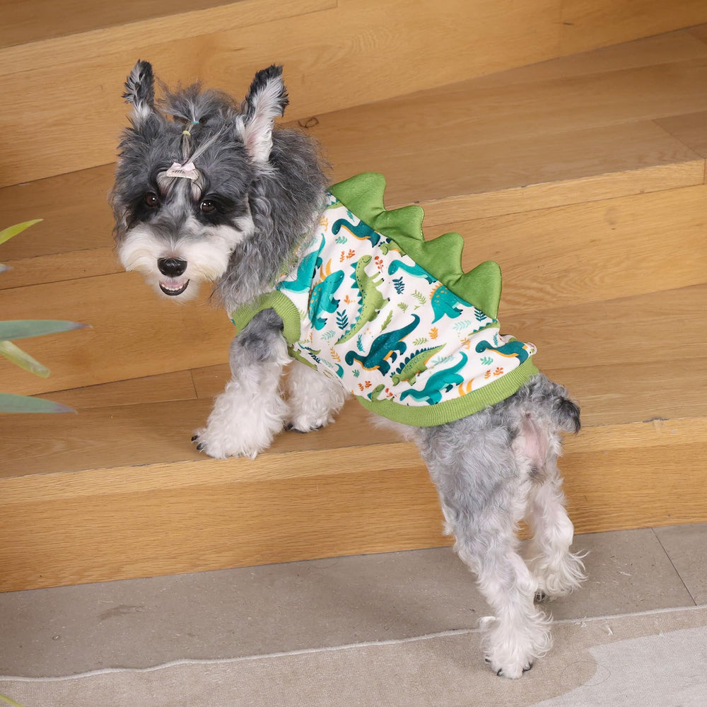 Camiseta CuteBone para perro, diseño de dinosaurio y comodidad durante juegos.