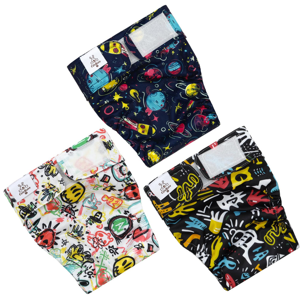 Pañales CuteBone con ajuste elástico en las patas para mejor sujeción.