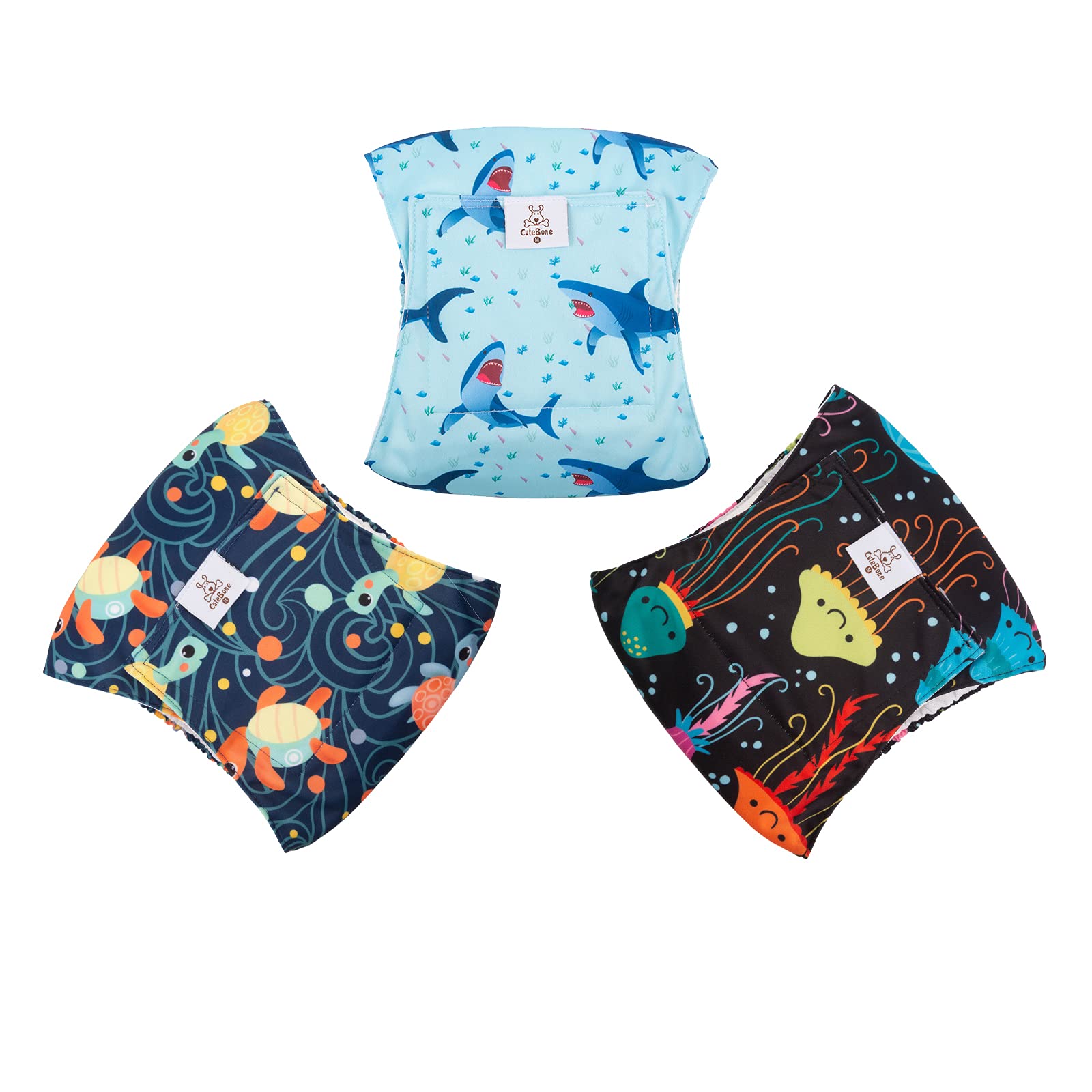 Pañales Cutebone con diseño adorable para perros machos en casa.