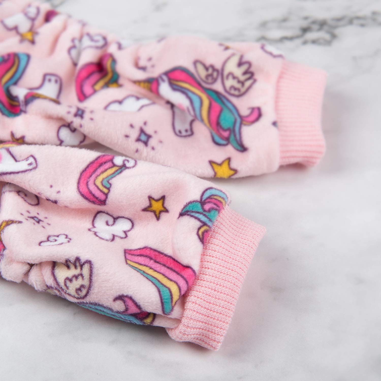 Pijama CuteBone reduce la caída de pelo alrededor de la casa.