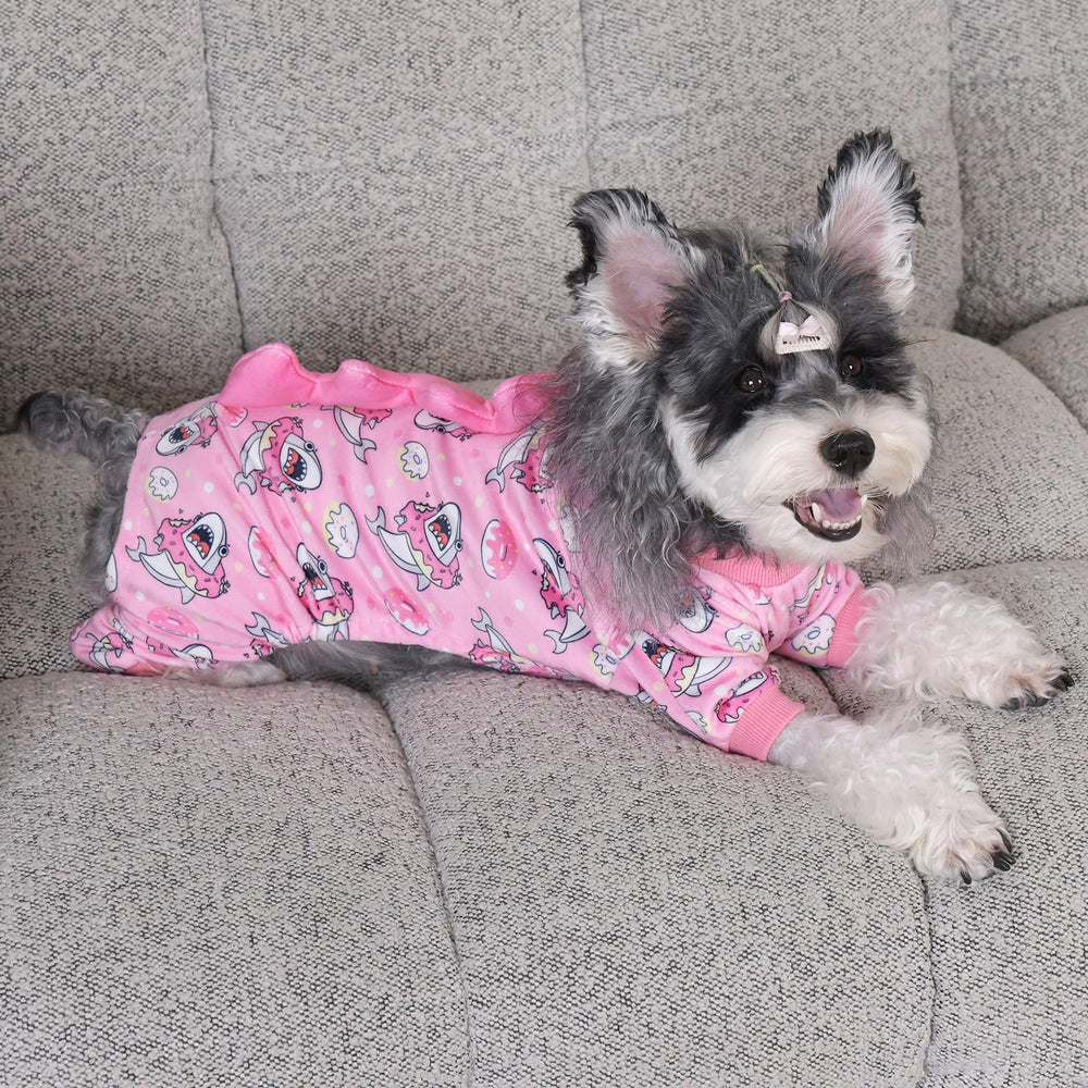 CuteBone Pijama interior protegiendo pelaje en casa.