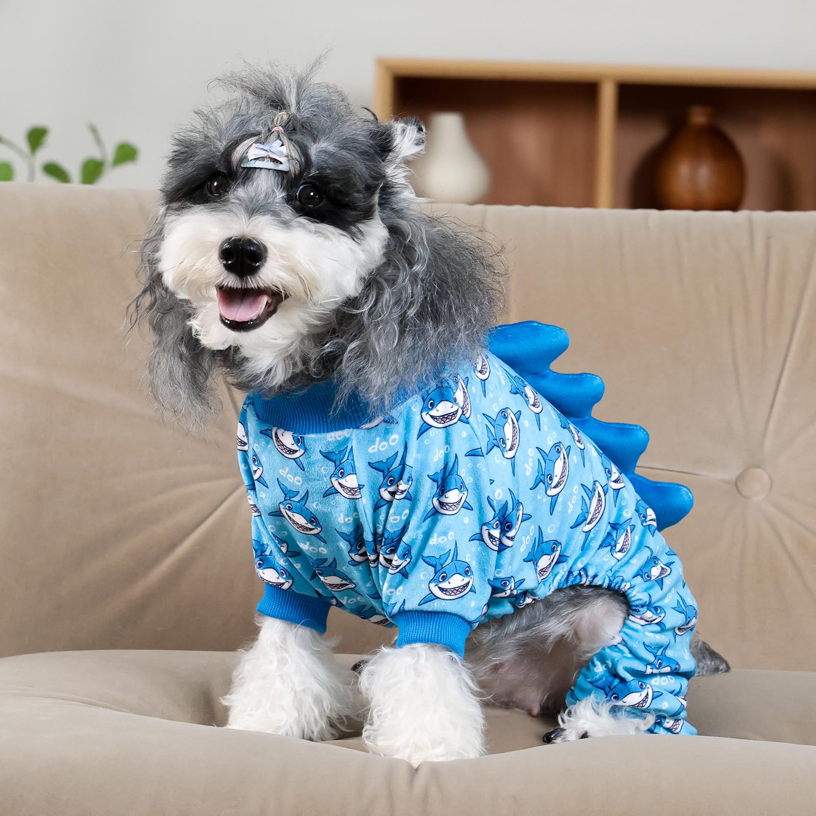 CuteBone Pijama tiburón para perro, fácil de lavar y mantener.