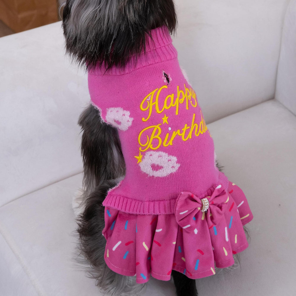 CuteBone sudadera rosa con agujero para correa, paseo práctico y cómodo.